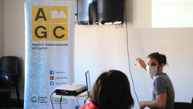 La Agencia Gubernamental de control implementó la “Mesa de atención al público virtual”