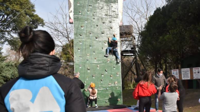 Actividades para grandes y chicos con los Bomberos y los perros del K9 en estas Vacaciones de Invierno