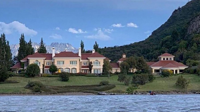 En este momento estás viendo Debido al viaje a Lago Escondido, solicitan información sobre la aplicación del Régimen de Integridad Pública