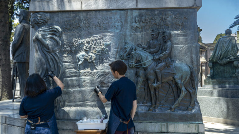 Lee más sobre el artículo La Ciudad se encuentra restaurando el patrimonio escultórico del cementerio de la Recoleta