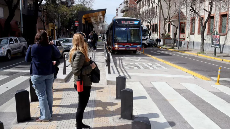 En este momento estás viendo Se inauguró el nuevo corredor del Metrobus porteño de Alberdi – Directorio