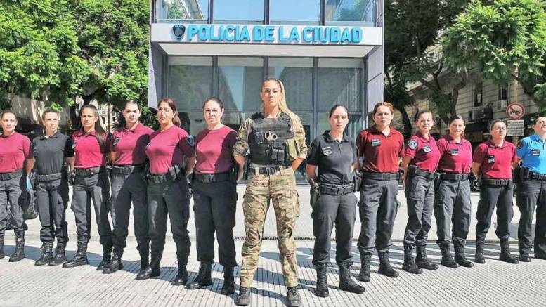 En este momento estás viendo Un decreto determinó que una mujer deberá integrar las Juntas de Calificaciones para los ascensos