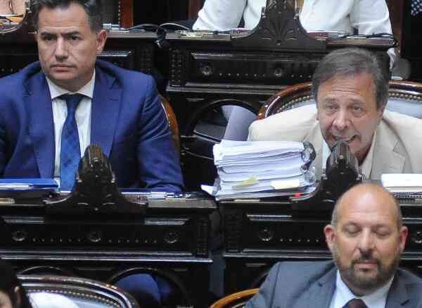 El jefe del bloque oficialista admitió la desproporciónen los aumentos de prepagas y alimentos